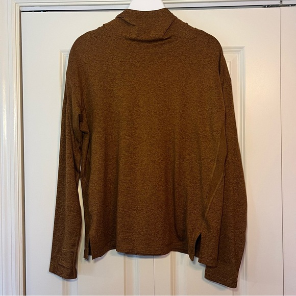 Athleta women’s Uptemo II lightweight hoodie. Size medium. - Picture 8 of 8